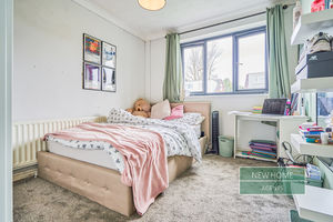 Photo 13- click for photo gallery